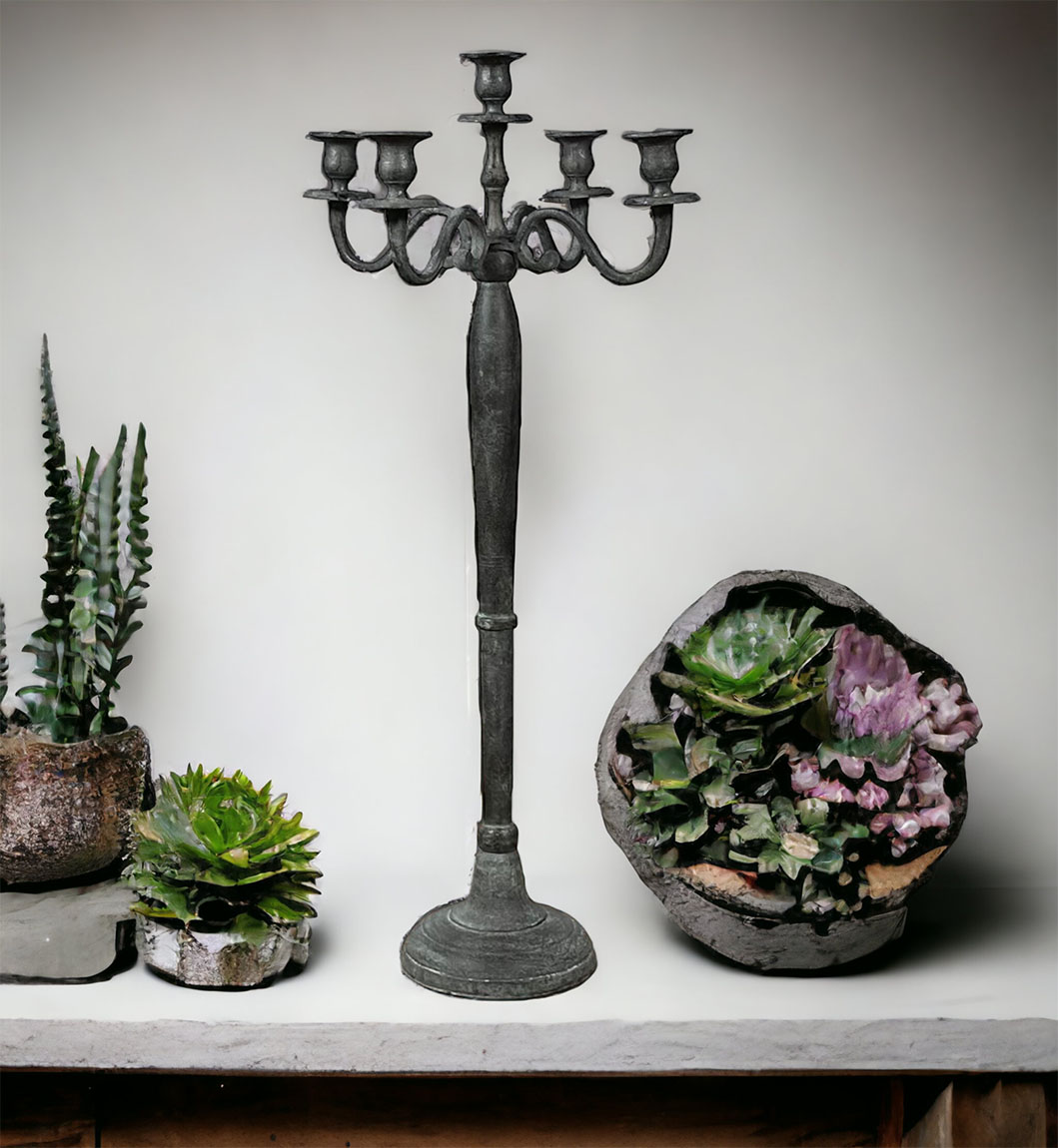 Kandelaar aluminium antique look 78 cm