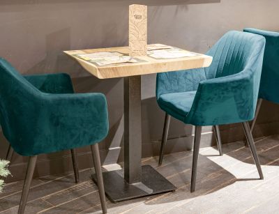 Metalen tafelonderstellen