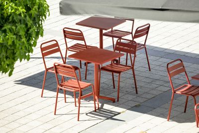 Metalen terrastafels